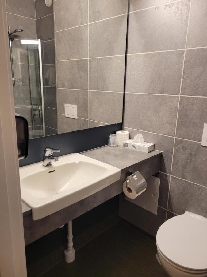 Dombas Hotel Εξωτερικό φωτογραφία