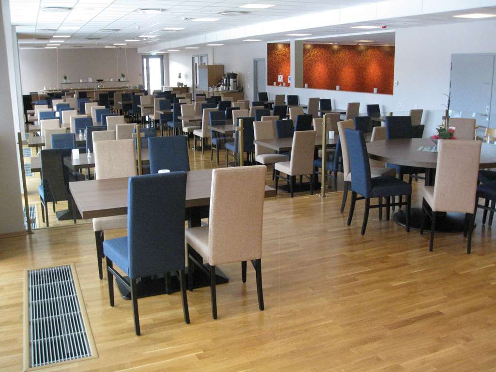 Dombas Hotel Εστιατόριο φωτογραφία