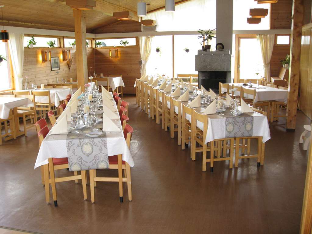 Dombas Hotel Εστιατόριο φωτογραφία
