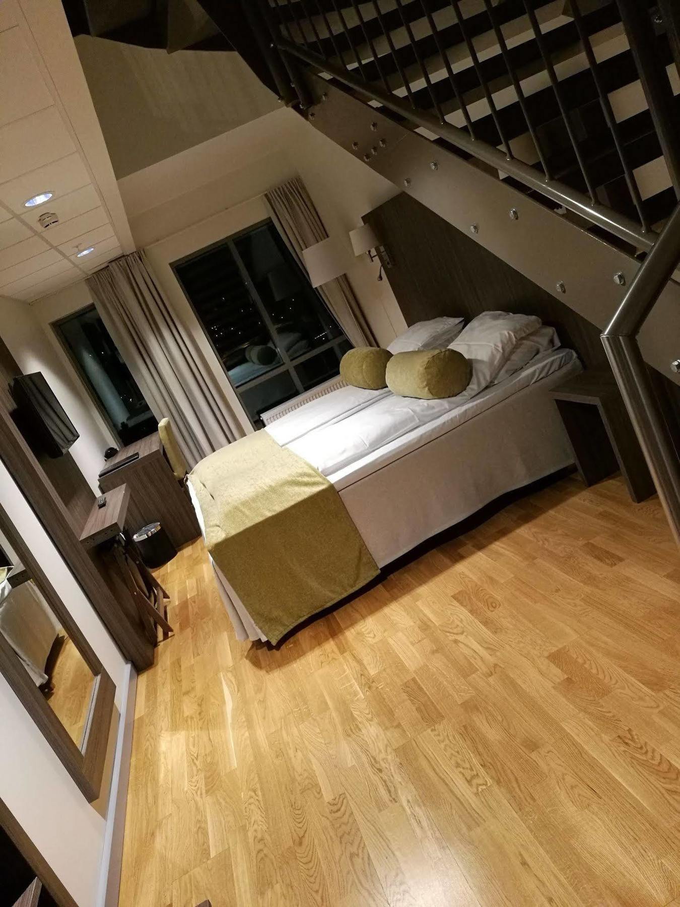 Dombas Hotel Εξωτερικό φωτογραφία