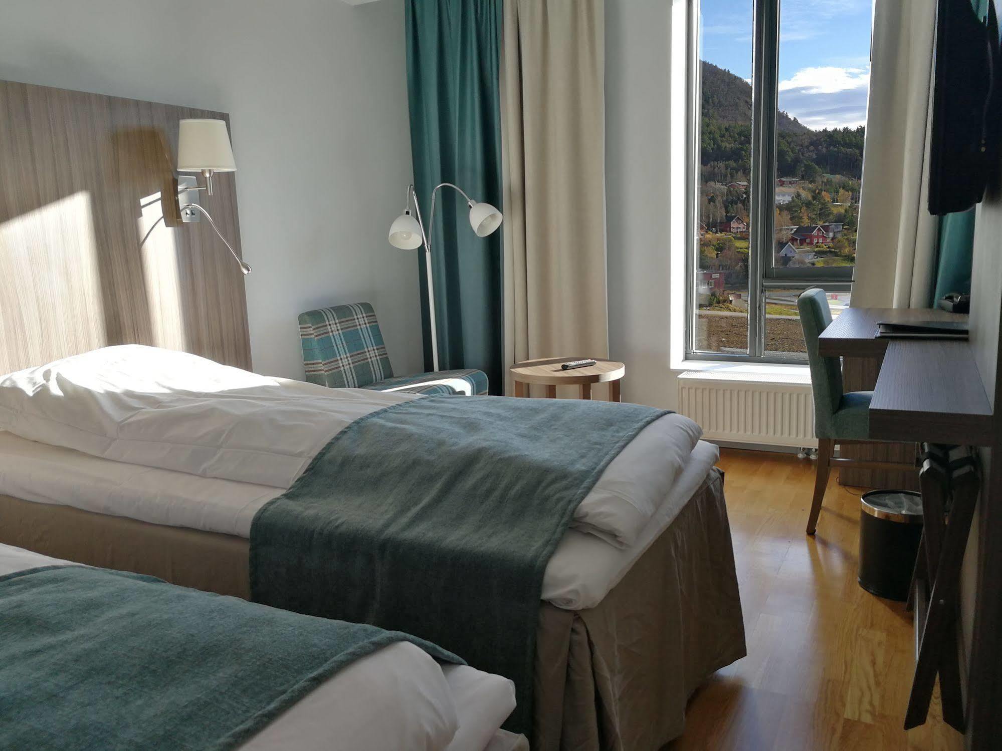 Dombas Hotel Εξωτερικό φωτογραφία